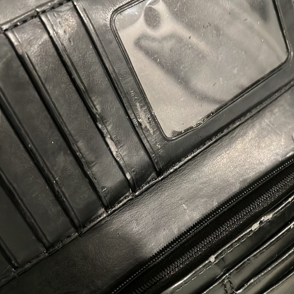 Coach Black Leather Long Wallet.  Pre-Loved. - Picture 13 of 16